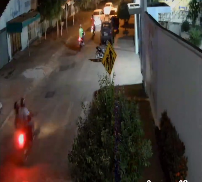 suspeitos-de-matar-homem-em-cima-de-moto-na-frente-de-escola-sao-identificados-pela-policia