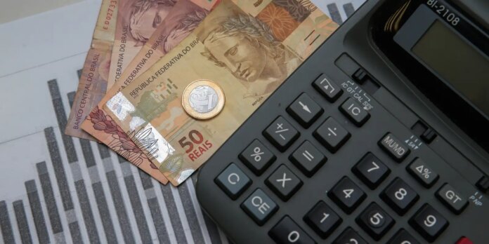 planejamento,-economia-e-calculos:-como-vencer-as-dividas-em-2024 planejamento,-economia-e-calculos:-como-vencer-as-dividas-em-2024