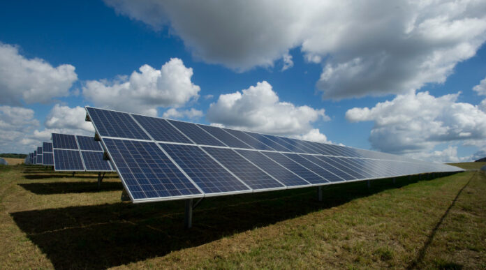 energia-solar-continua-crescendo-e-atinge-40-gw-de-capacidade-no-brasil energia-solar-continua-crescendo-e-atinge-40-gw-de-capacidade-no-brasil