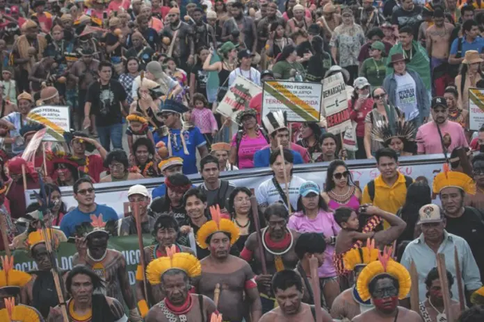 no-encerramento-do-atl,-carta-dos-indigenas-reforca-urgencia-de-demarcacoes 