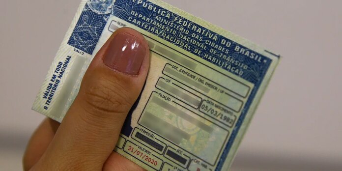 contran-permite-que-motoristas-solicitem-o-cancelamento-da-cnh