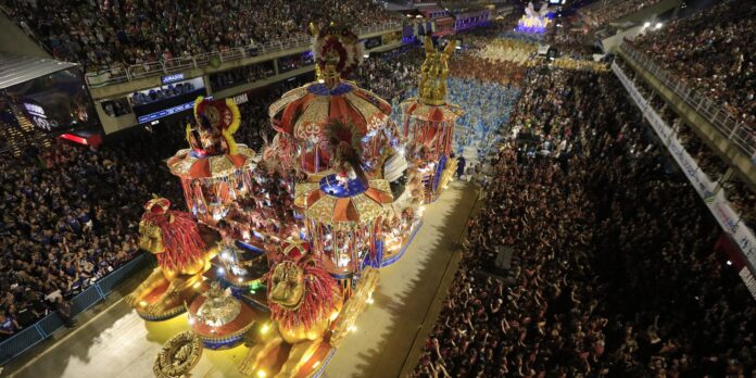 carnaval-de-2025-tera-3-dias-de-desfiles-na-marques-de-sapucai,-no-rio