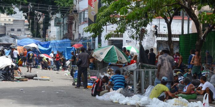 trabalhadores-denunciam-abordagens-violentas-na-cracolandia,-em-sp