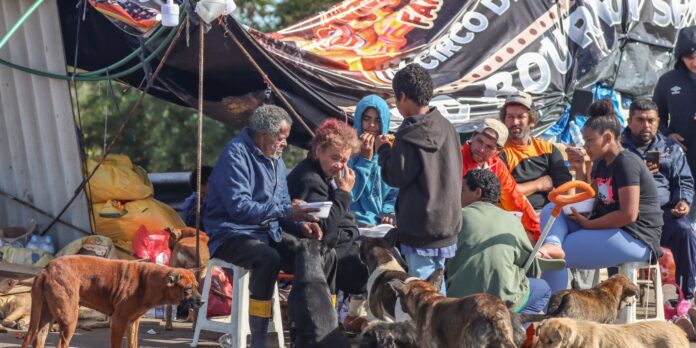 governo-do-rs-vai-pagar-r$-2,5-mil-a-familias-na-extrema-pobreza