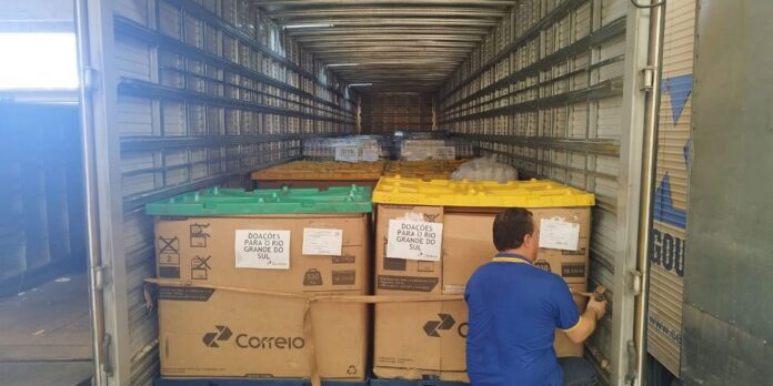 correios-arrecadam-mais-de-15-mil-toneladas-de-donativos-aos-gauchos correios-arrecadam-mais-de-15-mil-toneladas-de-donativos-aos-gauchos