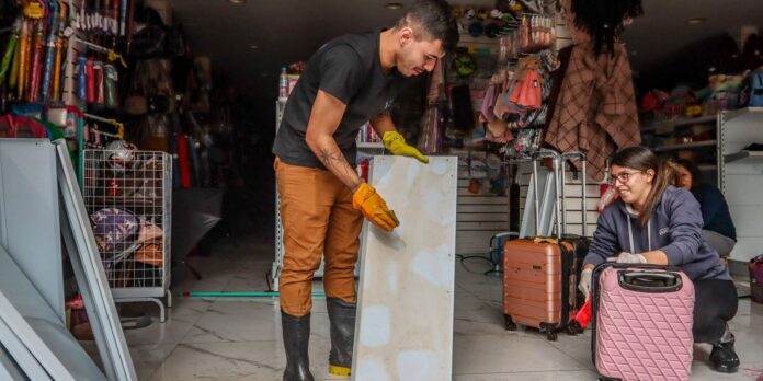 porto-alegre-envia-dados-de-30-mil-familias-para-auxilio-reconstrucao