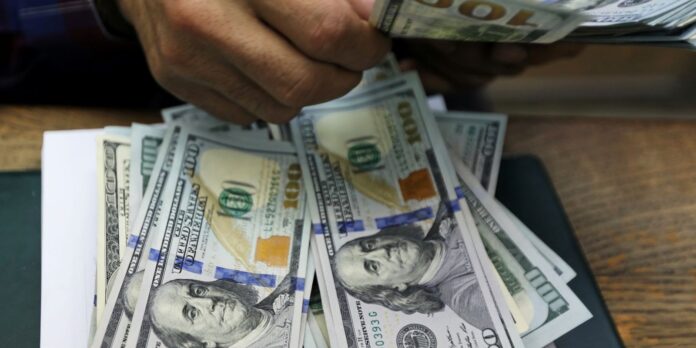 dolar-sobe-para-r$-5,42-as-vesperas-do-copom