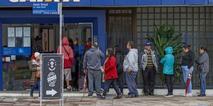 auxilio-reconstrucao:-cidades-gauchas-pedem-mais-prazo-para-cadastro