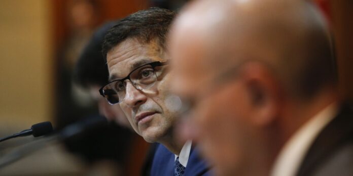 alta-de-juros-nao-esta-no-cenario-base-do-bc,-diz-campos-neto alta-de-juros-nao-esta-no-cenario-base-do-bc,-diz-campos-neto