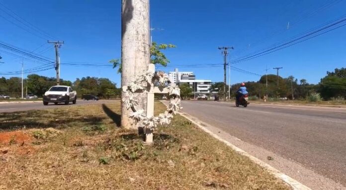 acidentes-envolvendo-postes-deixam-familias-de-luto: