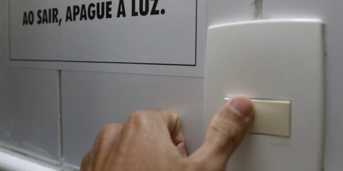 aneel-aprova-reducao-media-de-2,43%-nas-tarifas-da-enel-em-sao-paulo aneel-aprova-reducao-media-de-2,43%-nas-tarifas-da-enel-em-sao-paulo