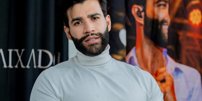 gusttavo-lima-e-indiciado;-cantor-nega-ser-socio-de-empresa-de-bets