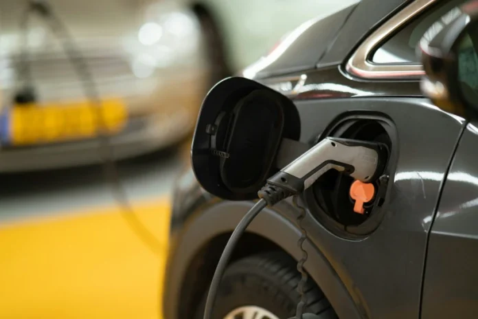 ue-aprova-taxacao-sobre-veiculos-eletricos-da-china