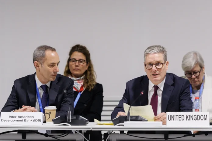 reino-unido-anuncia-meta-climatica-com-corte-de-81%-sobre-emissoes-em-1990