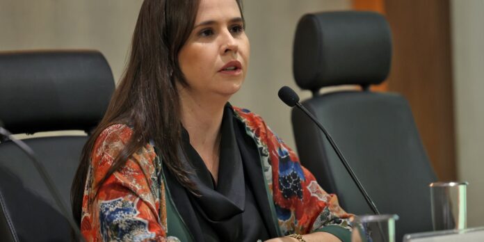cnu:-ministerio-admite-que-instrucao-no-cartao-resposta-deixou-duvida cnu:-ministerio-admite-que-instrucao-no-cartao-resposta-deixou-duvida