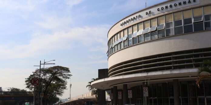 aeronaves-se-chocam-no-aeroporto-de-congonhas-durante-taxiamento