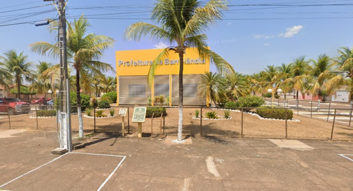 justica-suspende-concurso-de-prefeitura-por-suspeita-de-favorecimento-a-comissionados justica-suspende-concurso-de-prefeitura-por-suspeita-de-favorecimento-a-comissionados