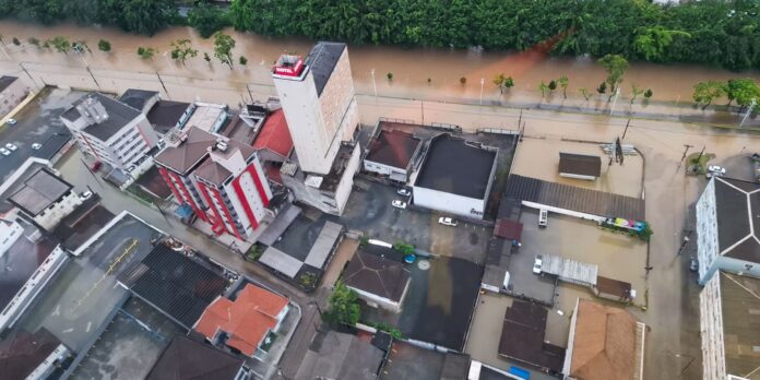 norte-catarinense-e-o-mais-impactado-pela-chuva,-diz-defesa-civil