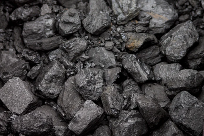 demanda-global-por-carvao-continuara-batendo-recordes-ate-2027,-diz-iea
