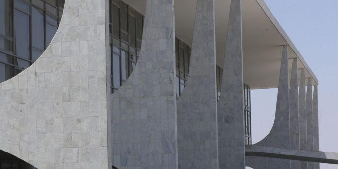 lula-sanciona-regulamentacao-da-reforma-tributaria-sobre-consumo lula-sanciona-regulamentacao-da-reforma-tributaria-sobre-consumo