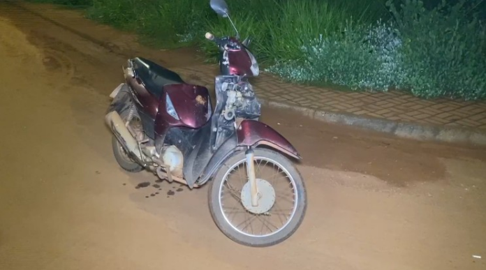 adolescente-de-15-anos-morre-e-pai-fica-ferido-apos-acidente-com-moto adolescente-de-15-anos-morre-e-pai-fica-ferido-apos-acidente-com-moto