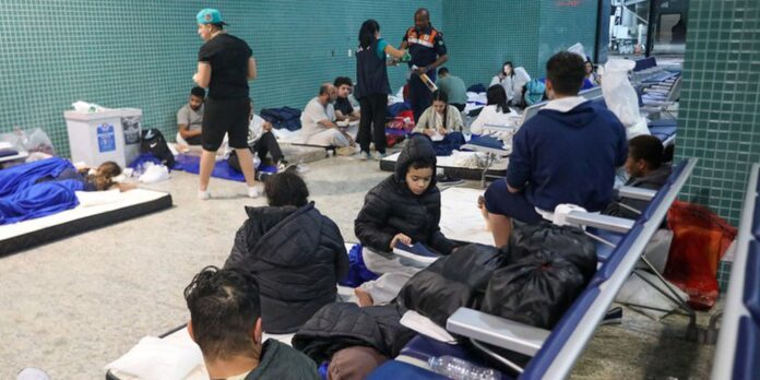 segunda-aeronave-com-brasileiros-deportados-dos-eua-chega-hoje