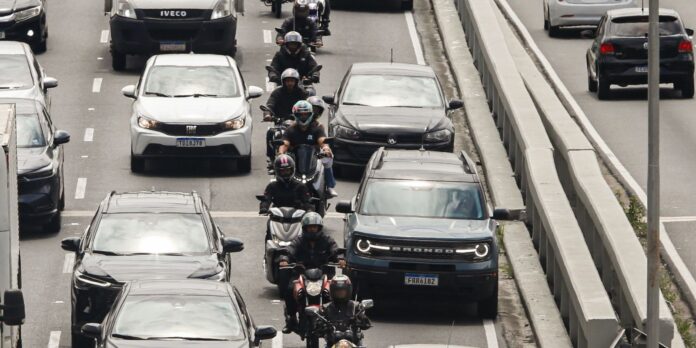 associacao-de-medicos-alerta-para-riscos-do-uso-de-mototaxis-em-sp