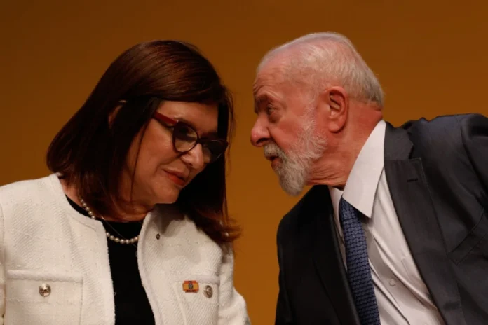 em-evento-com-lula,-presidente-da-petrobras-defende-exploracao-na-foz-do-amazonas