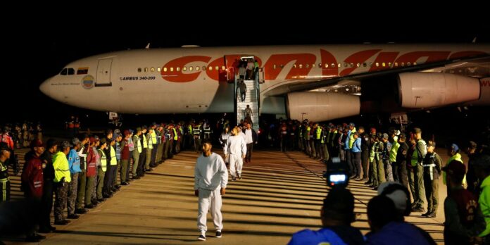 entenda-caso-de-imigrantes-venezuelanos-enviados-dos-eua-a-el-salvador