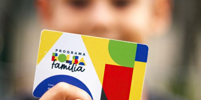 caixa-paga-bolsa-familia-a-beneficiarios-com-nis-de-final-8 caixa-paga-bolsa-familia-a-beneficiarios-com-nis-de-final-8