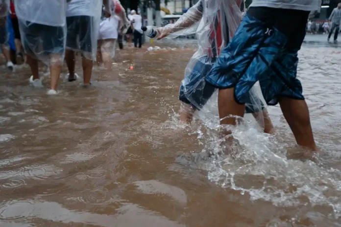 temporais-e-ventos-fortes-causam-transtorno-no-sul-e-no-sudeste
