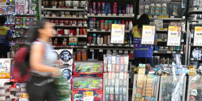 economia-brasileira-ficou-estagnada-em-fevereiro,-mostra-previa-da-fgv economia-brasileira-ficou-estagnada-em-fevereiro,-mostra-previa-da-fgv