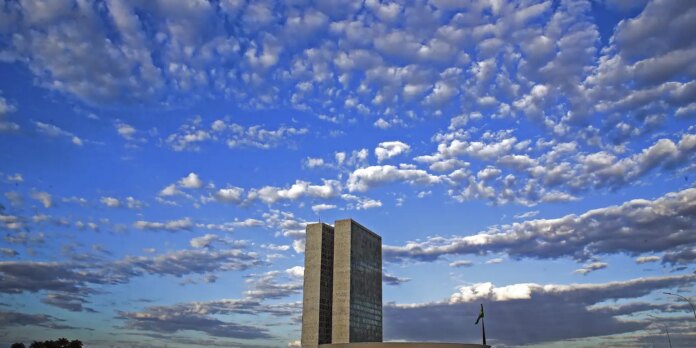 conheca-o-perfil-dos-deputados-que-assinaram-urgencia-do-pl-da-anistia