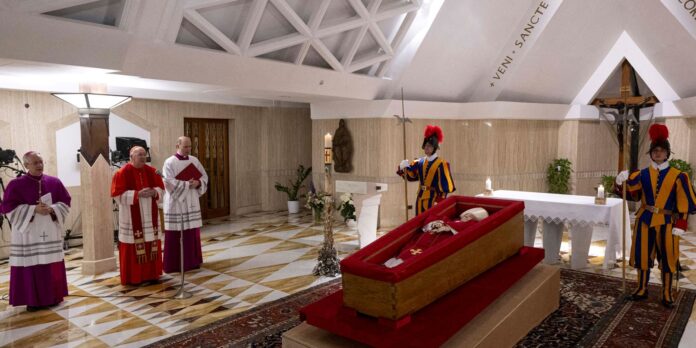 ministros-e-parlamentares-acompanham-lula-na-despedida-do-papa-em-roma