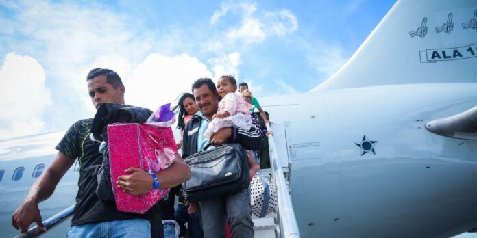 venezuelanos-sao-maior-grupo-de-imigrantes-do-brasil venezuelanos-sao-maior-grupo-de-imigrantes-do-brasil