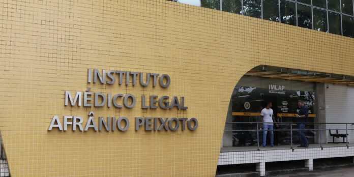 policia-civil-do-rio-de-janeiro-faz-nova-necropsia-em-juliana-marins policia-civil-do-rio-de-janeiro-faz-nova-necropsia-em-juliana-marins