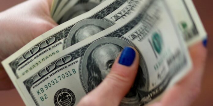 dolar-cai-para-r$-5,42-e-fecha-no-menor-valor-desde-19-de-agosto dolar-cai-para-r$-5,42-e-fecha-no-menor-valor-desde-19-de-agosto