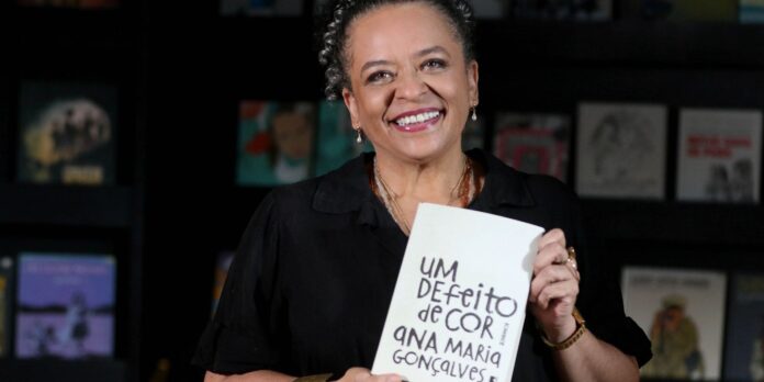 tv-brasil-conversa-com-ana-maria-goncalves,-nova-imortal-da-abl