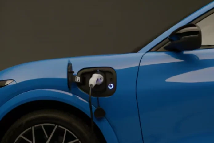 ford-dobra-aposta-em-carros-eletricos-mais-baratos