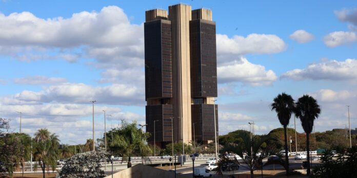 copom-mantem-juros-basicos-da-economia-em-15%-ao-ano