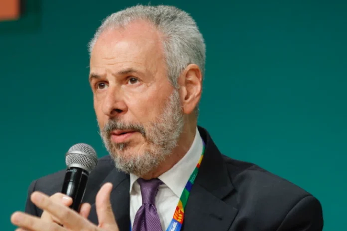 presidente-da-cop30-convida-ceos-de-petroleiras-para-discutir-transicao-energetica