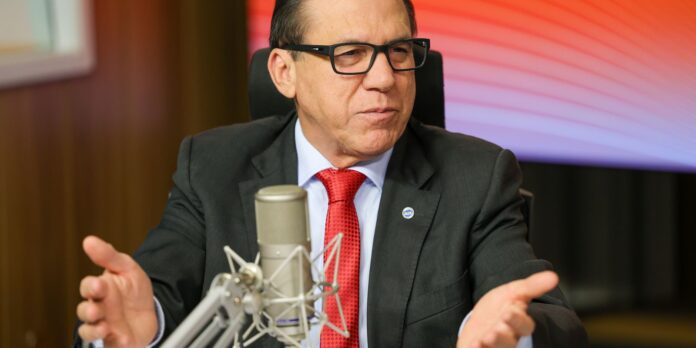 ministro-minimiza-impacto-do-tarifaco-no-mercado-de-trabalho ministro-minimiza-impacto-do-tarifaco-no-mercado-de-trabalho