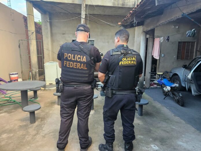 grupo-criminoso-e-alvo-de-operacao-da-pf;-quatro-pessoas-foram-presas-por-trafico-de-drogas