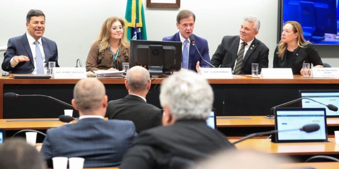camara-instala-comissao-que-vai-analisar-a-pec-da-seguranca-publica