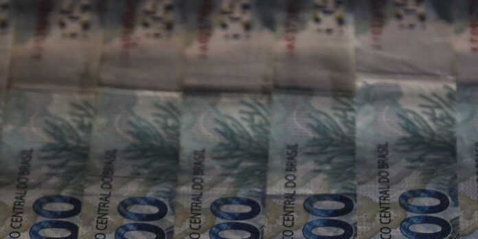 ifi:-governo-tera-de-economizar-r$-27,1-bi-extras-no-ultimo-trimestre