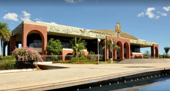 governador-em-exercicio-antecipa-ponto-facultativo-do-dia-do-servidor-publico