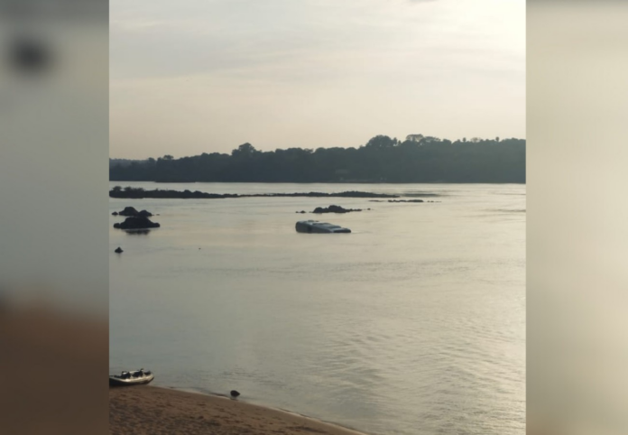 motorista-morre-apos-onibus-de-turismo-cair-no-rio-tocantins-ao-entrar-em-balsa motorista-morre-apos-onibus-de-turismo-cair-no-rio-tocantins-ao-entrar-em-balsa