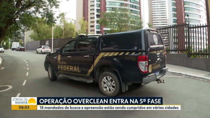 policia-federal-deflagra-nova-fase-da-operacao-overclean;-2-pessoas-foram-presas