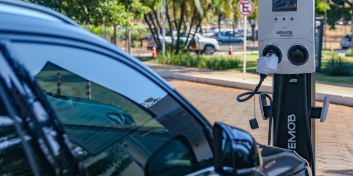 rio-preve-ampliar-rede-publica-de-recarga-para-veiculos-eletricos