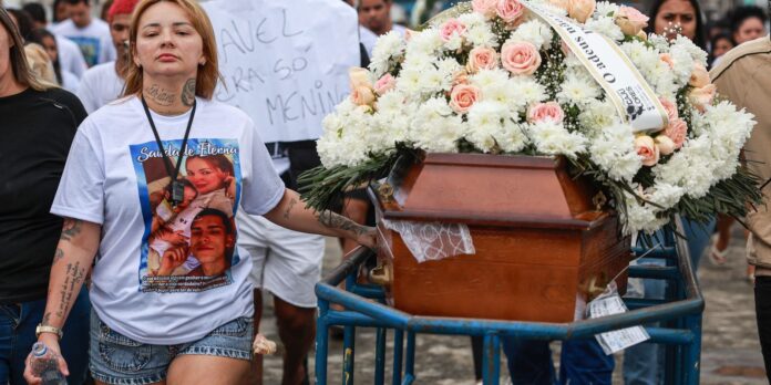 ultimos-corpos-de-pessoas-assassinadas-em-operacao-no-rio-deixam-o-iml